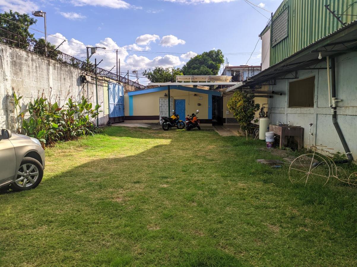 Hotel Fuente De Paz Managua Exteriör bild